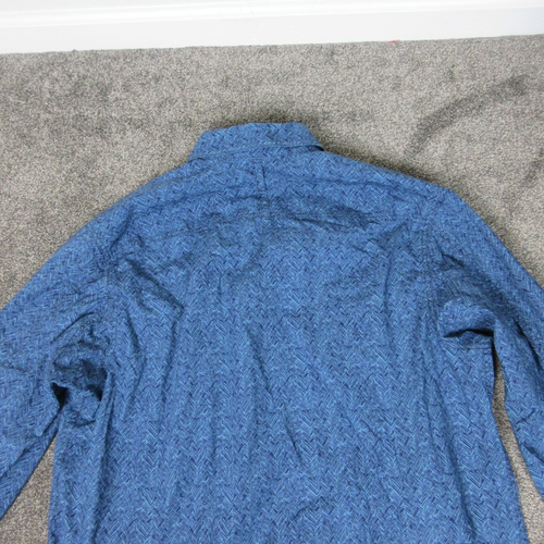 Duluth Trading Shirt Men Large Blue Print Canyoneer Roll Tab Sleeve Zip Pocket - Picture 9 of 12