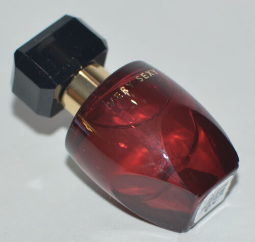 VICTORIA'S SECRET VERY SEXY EAU DE PARFUM PERFUME MIST SPRAY 7.5 ML TRAVEL SIZE - Picture 3 of 5