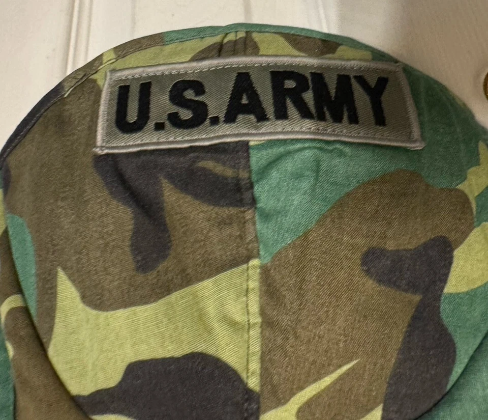 🦚🦚Coqueta Corsé Camuflaje Verde Ejército Talla L🦚🦚 Foto 3 de 4