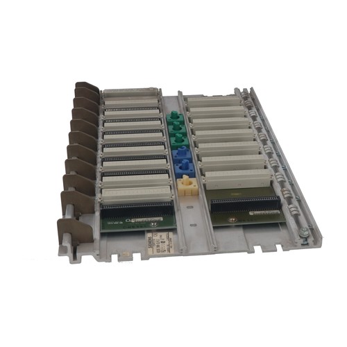Siemens 6ES5700-2LA12 Simatic S5, Subrack CR2 UMP usado - Imagen 5 de 7