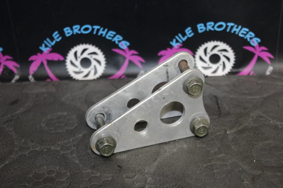 Yamaha 96-01 YZ125 2001 OEM motor montaje soportes de retención colgadores 4ss-21425-0 Foto 4 de 4