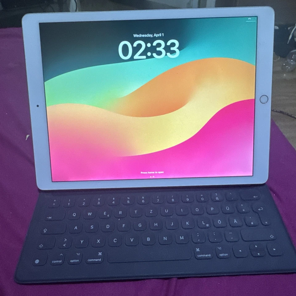 Apple iPad Pro 12.9-inch (2nd generation) · 64GB · Wi-Fi, Foto 1 von 2