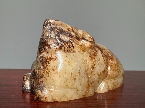 Rara statua cinese Han Dy vecchia giada intagliata disegno bue bestiame "摆件" figura L 6,0 CM - Foto 4 di 23