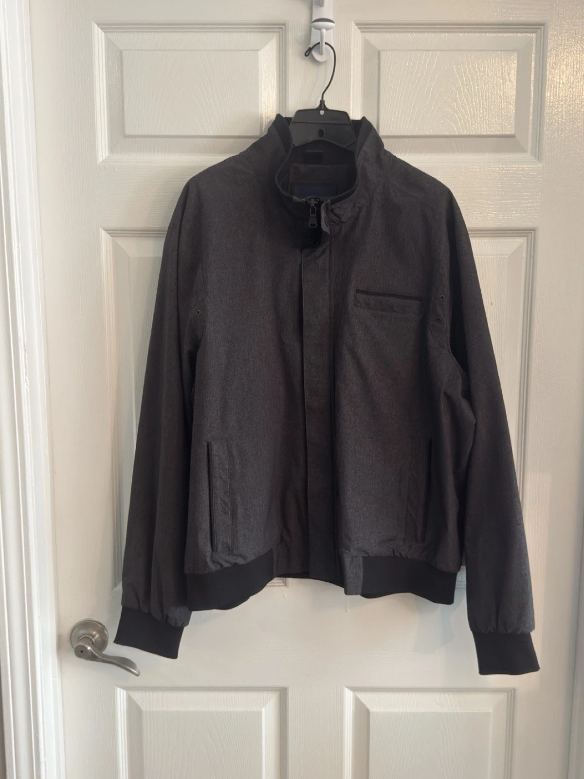 CALVIN KLEIN - Men's XL - Bomber Jacket - Black - CM384496