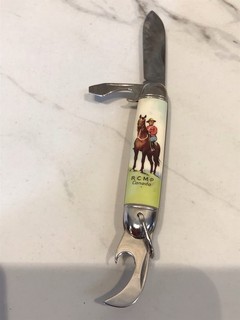 Coltello pieghevole multiutensile Richards Sheffield England RCMP Canada lame strette