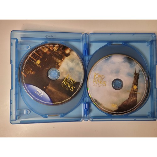 The Lord of the Rings: The Motion Picture Trilogy (Blu-ray) - Picture 6 of 7
