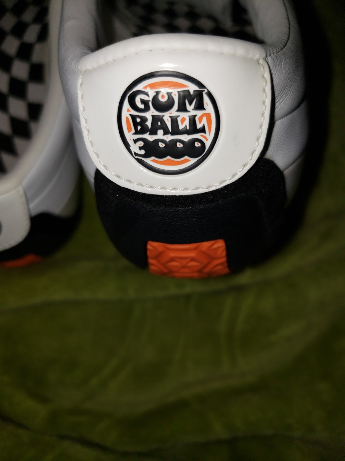 Picture 4 of 12
