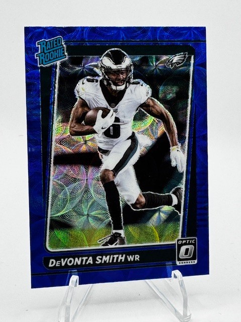 2021 Panini Donruss Optic - Rated Rookie Devonta Smith #205 Blue Scope Prizm...