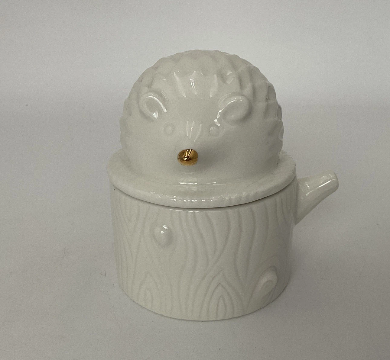 Anthropologie Ceramic Nesting Measuring Cups Featuring Hedgehog Shape