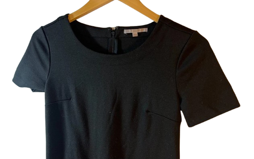 Vestido recto negro Gap para mujer XS manga corta cuello redondo hasta la rodilla bolsillos tejidos - Imagen 2 de 7