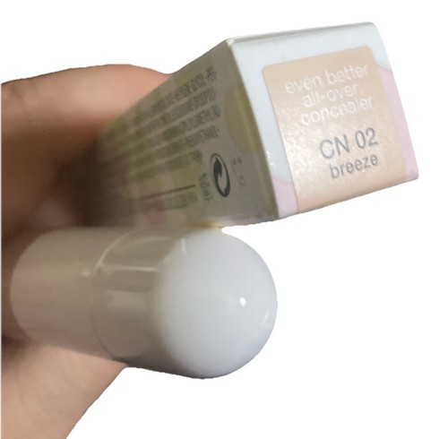 CLINIQUE Even Better All-Over Concealer + Eraser CN 02 Breeze 0.2 oz - Picture 2 of 2