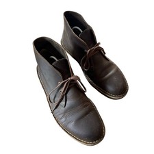 Men  s Clark  s Size 11 Brown Leather  Bushacre  Lace Tie Chukka Boots