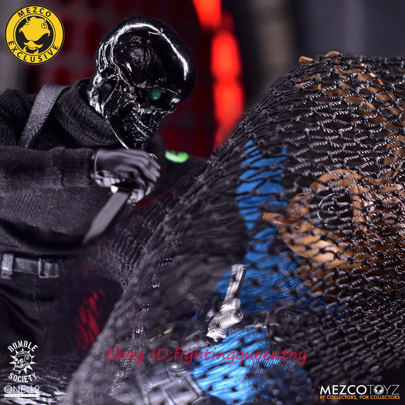 Mezco Toyz THE BLACK SKULLS DEATH BRIGADE 1/12 Action Figure