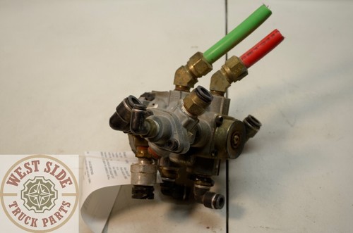 BENDIX FOOT BRAKE VALVE 5006808 E-6 | eBay