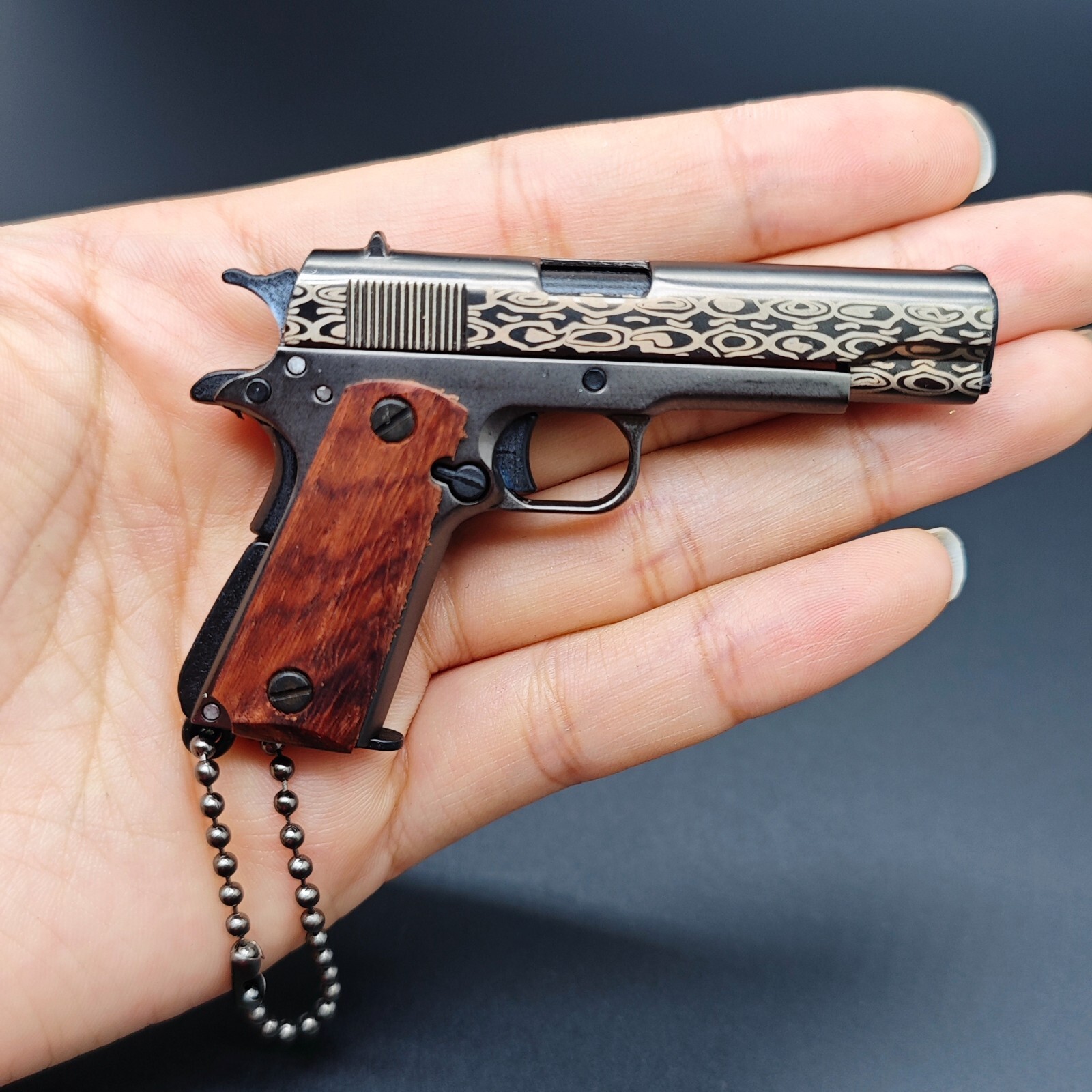 Metal Gun Keychain, Limited Edition 1911 Keychain Min Pistol Keychain ...