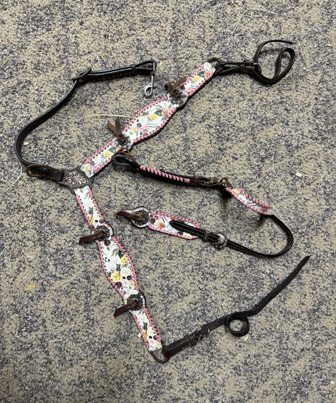 Tacktical Equine Leather Wildflower Tack Set Headstall Breastcollar