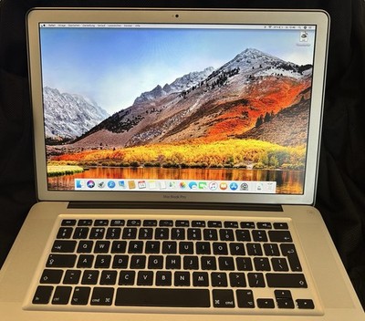 Apple MacBook Pro 15 Zoll Notebook, Apple M1 Prozessor, Silber, MacBook Pro