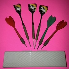 6 Vintage Brass Metal Tip Darts Unicorn C 1985 Made in England Red Green Case