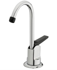 Grifo de agua potable 1 orificio 1 manija ca o bajo acabado cromo para fregadero