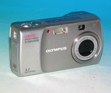 Reconditioned - Olympus CAMEDIA D-540 Zoom 3.2MP Digital Camera - Silver 6558