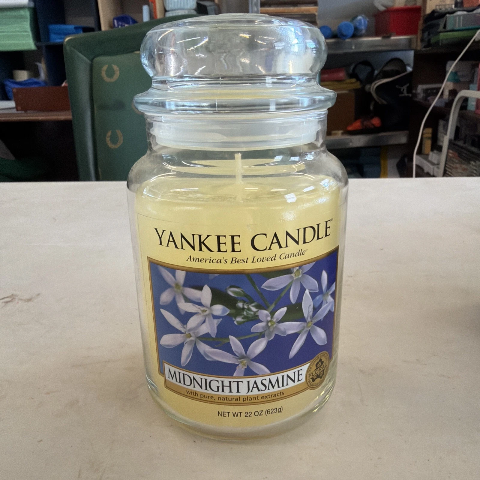 Yankee Candle Midnight Jasmine Candle - Thumbnail 5