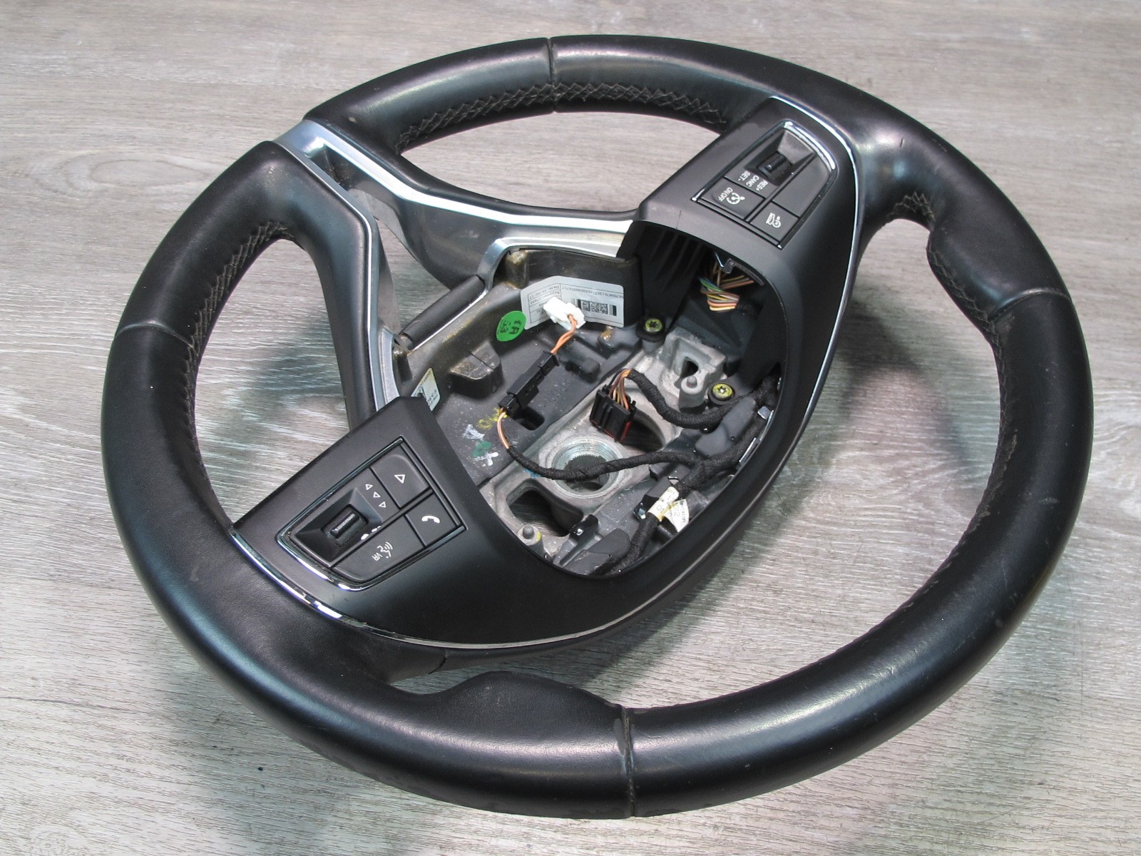 2017-2020 MASERATI LEVANTE M161 LEATHER STEERING W CONTROLS