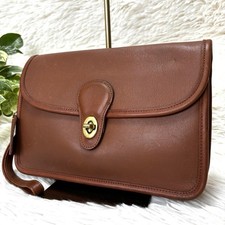 Vintage Coach clutch wristlet 9971 British Tan Glovetanned Leather with Hang tag