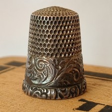 Antique Thimble Sterling Silver ORNATE DESIGN Size 10 COLLECTIBLE SEWING 6 Grams