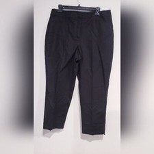 Fabulously Slimming by CHICO's Capri Pants Size 10