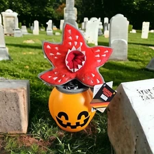 Stranger Things Demogorgon Animated Plush Pumpkin Exclusive NEW W/ Tags 2023