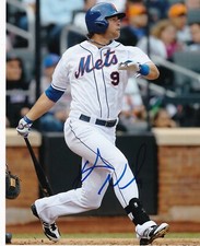 KIRK NIEUWENHUIS   NEW YORK METS  ACTION SIGNED 8x10