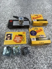 Vintage Kodak Pocket Instamatic 20 Camera Kit 110 Film Flash Cubes Manual 1970s