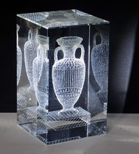 Kristallglas Briefbeschwerer 3D Laser geätzt mit altgriechischem Vase Design