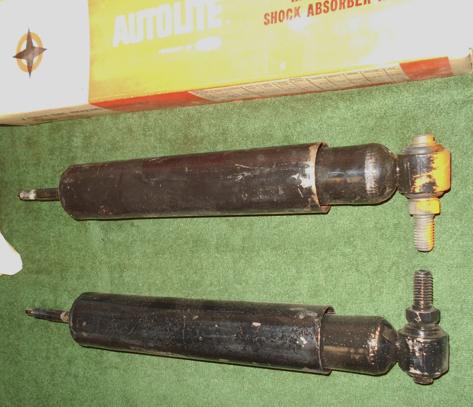 Amortiguadores traseros Ford Galaxie LTD Mercury Monterey 1965 1966 1967 1968 nuevos Foto 2 de 4