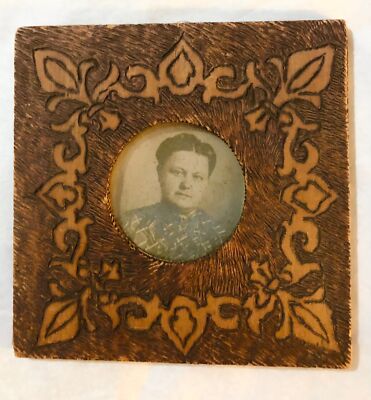 Antique Lily Fleur de Lis Picture Frame Pyrography Wood Folk Art Celtic Scot Vtg
