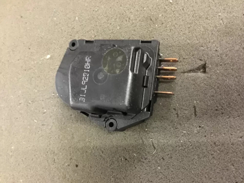 Kenmore WP2183400 PS11739056 Refrigerator Defrost Timer AZ89888 | NR1110
Opens in a new window or ta