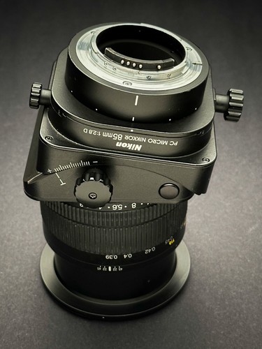 Nikon Micro PC 85mm f/2.8d Nikkor ManualFocus Lens for Nikon Digital SLR Cameras - Picture 5 of 7