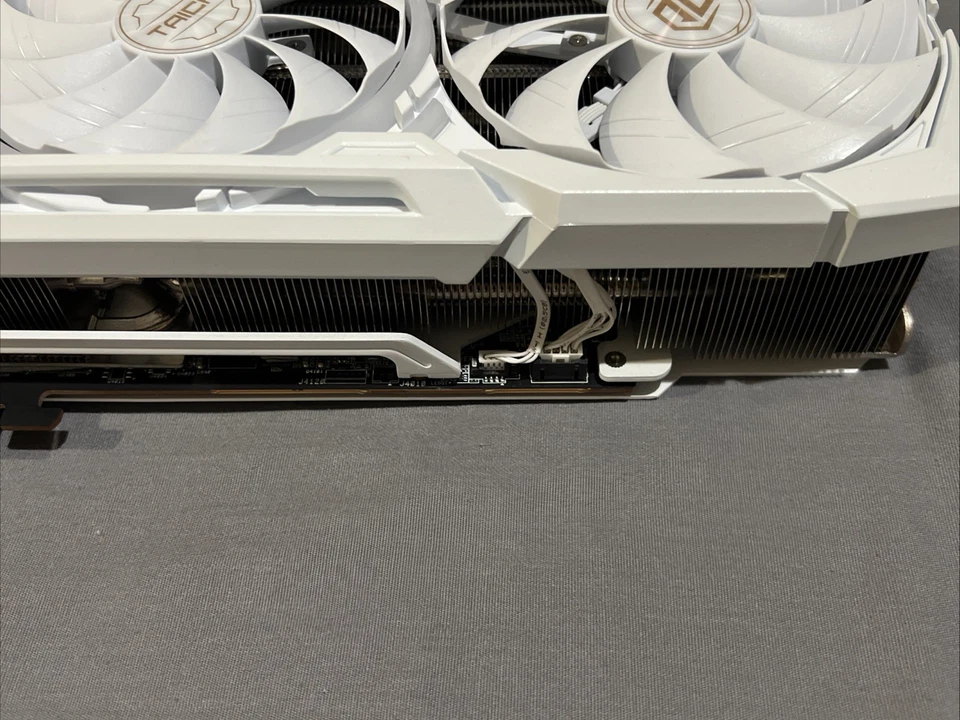 * NOT WORKING * ASRock Radeon RX 7900 XTX Taichi White 24GB OC Graphics Card - Image 3 of 4