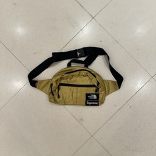 Supreme New York X TNF SS18 The North Face Metallic Roo II Lumbar Waist Bag Gold