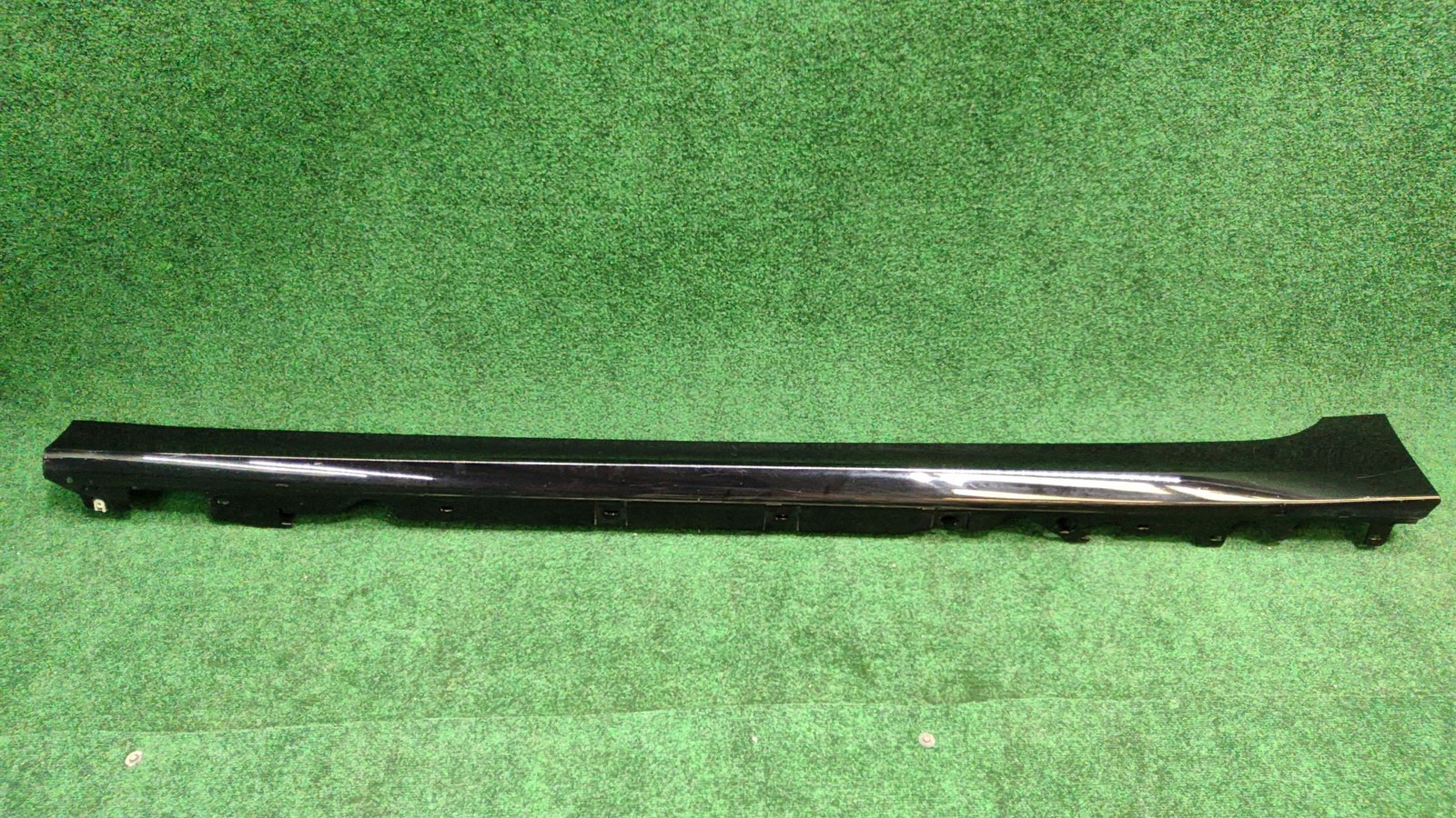 2019-2022 Bmw 330i Left Rocker Moulding Jet Black 668 Oem 51778493949