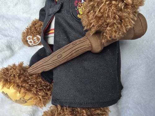 Build A Bear Workshop Harry Potter Teddy Bear Plush Toy Gryffindor In Robe 18" - Picture 4 of 11