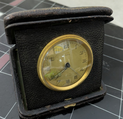 Vintage KIENZLE   Reisewecker Reiseuhr Wecker mechanisch Handaufzug 1930s