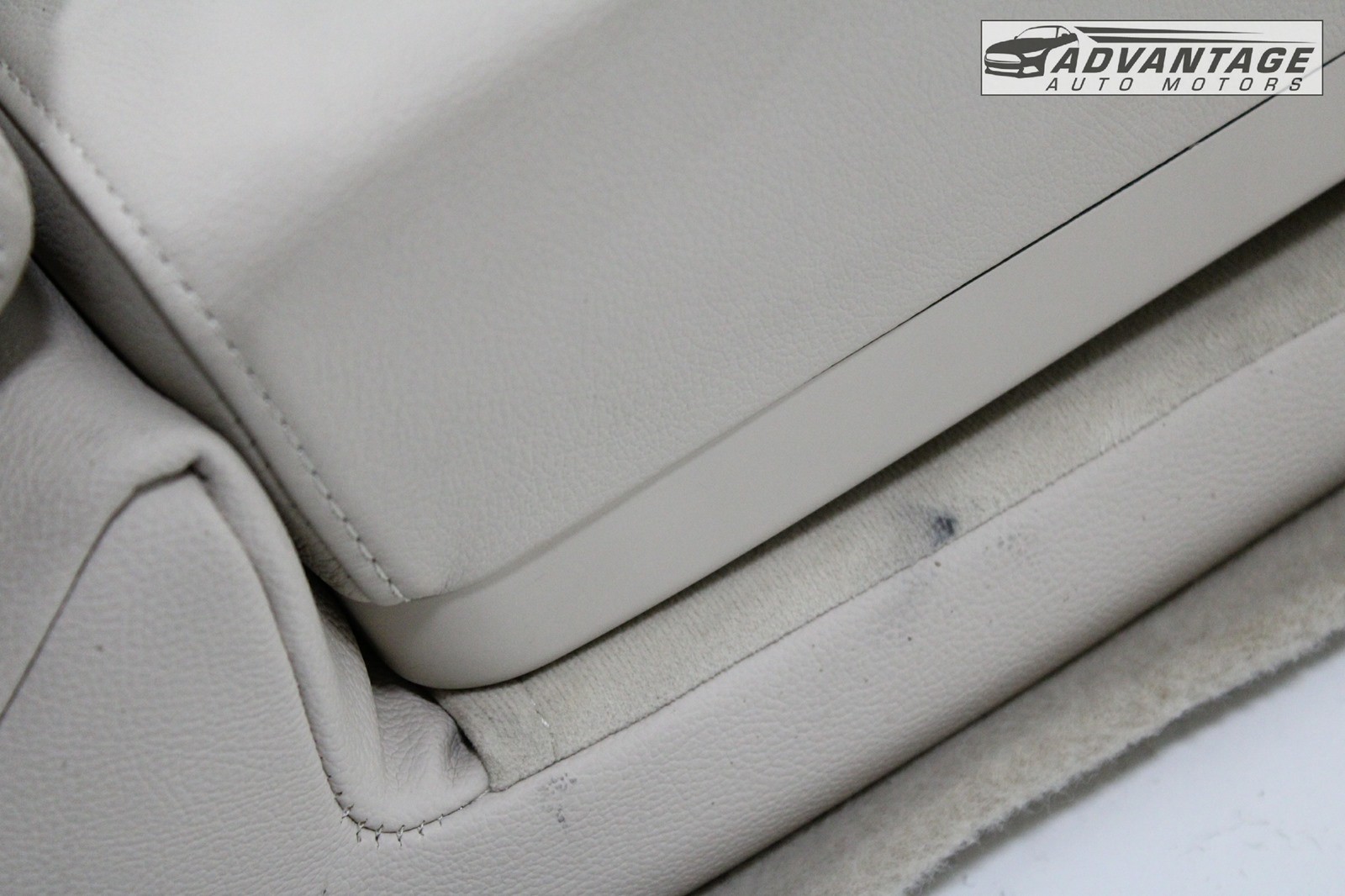 2014-2020 MASERATI QUATTROPORTE REAR LEFT SIDE UPPER SEAT CUSHION W/ ARMREST OEM