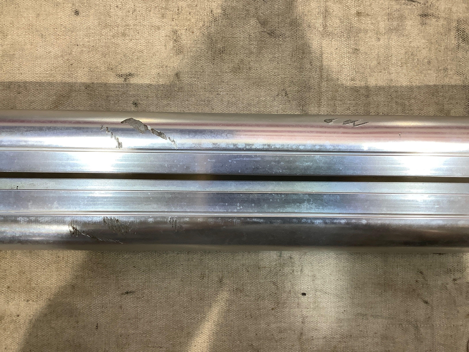 0309 Hummer H2 Used OEM Pair of Luggage Roof Rack Cross Rails With Key eBay