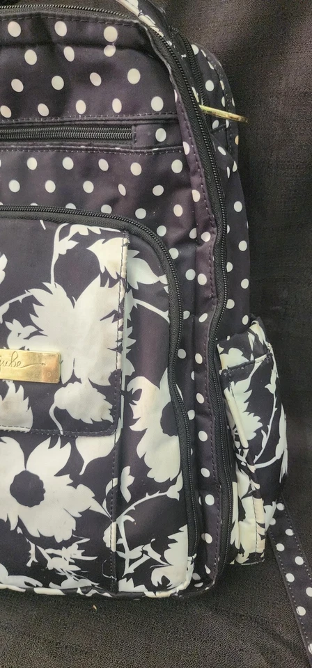 Mochila de pañales JuJuBe Be espalda derecha, The Heiress Polkadot negra usada en excelente estado Foto 3 de 4