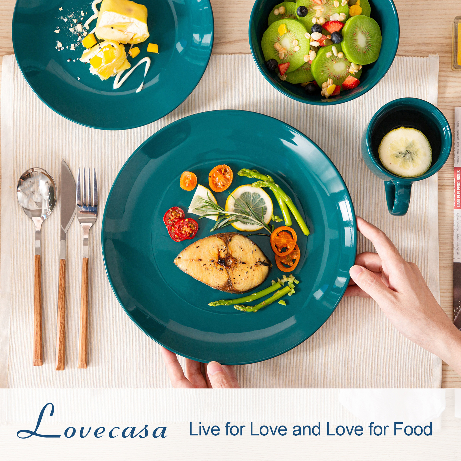 LOVECASA 16Piece Round Dinnerware Set Dark Green Porcelain Dishware