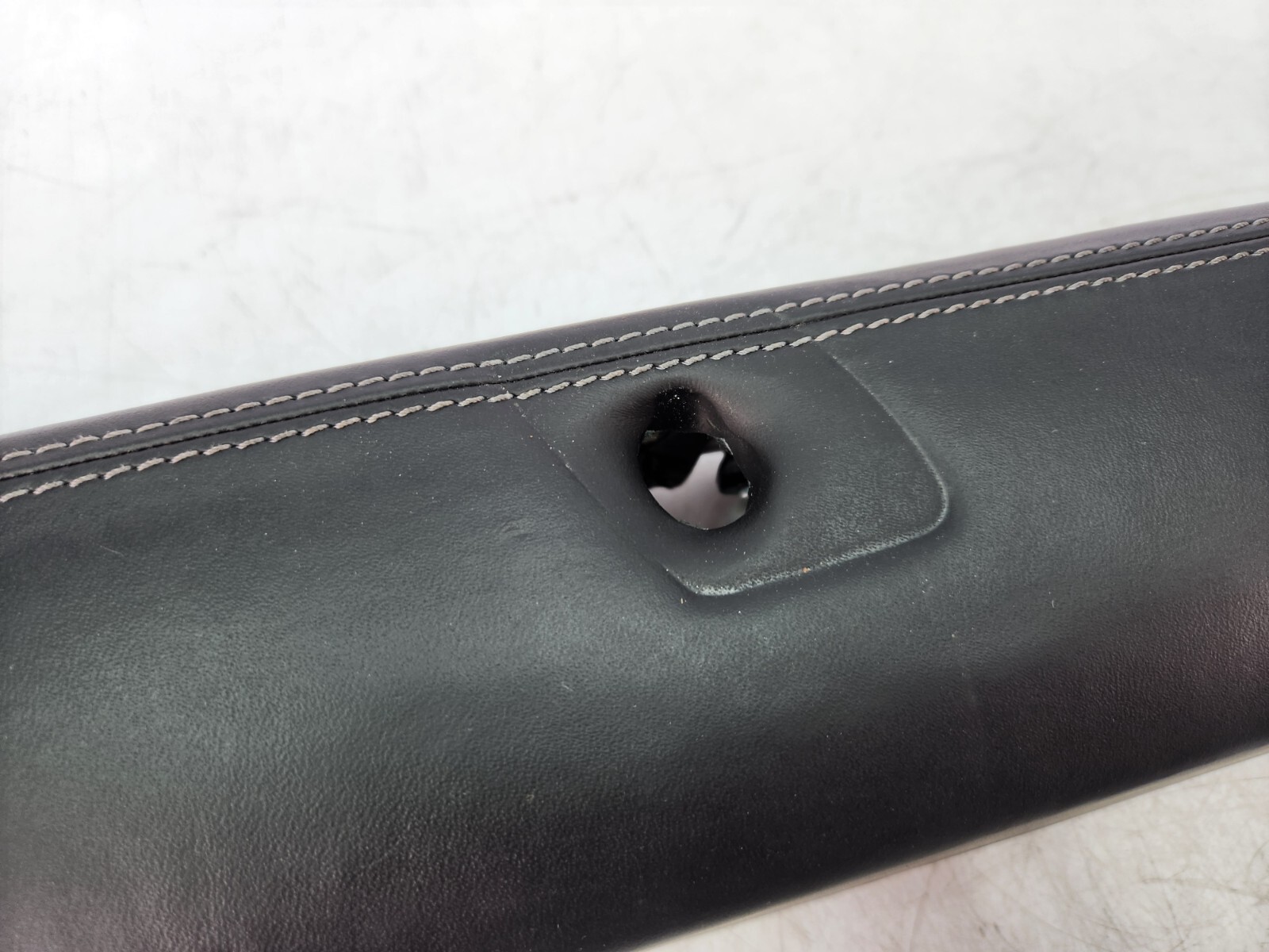 ✅ 11-16 OEM Ferrari FF Front Right Passenger Door Panel Armrest Black Leather*