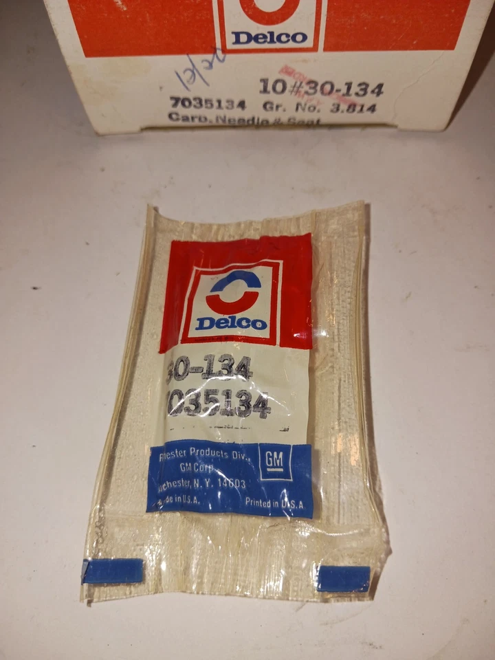 1 NOS DELCO QUADRAJET 30-134 CARB CARBURETOR NEEDLE SEAT ROCHESTER 7035134 F41 - Image 2 of 2