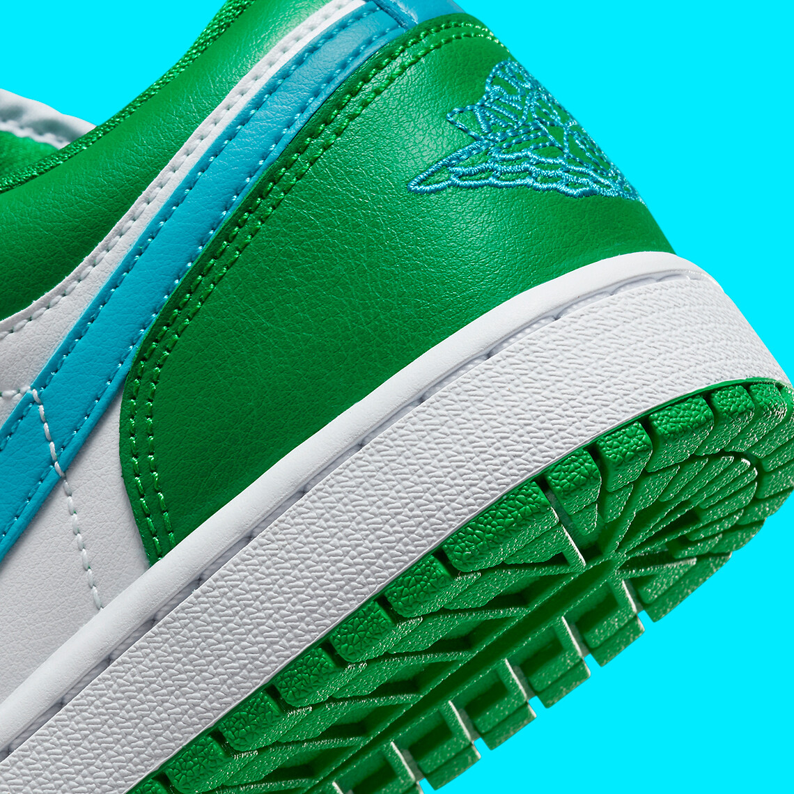 Air Jordan 1 Low Lucky Green Aquatone Blue White DC0774 304 Shoe