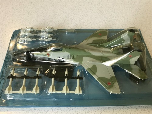 MIG-29 1:100 + fascicolo - Fabbri - Aerei & Elicotteri Militari n.12 - Foto 4 di 5